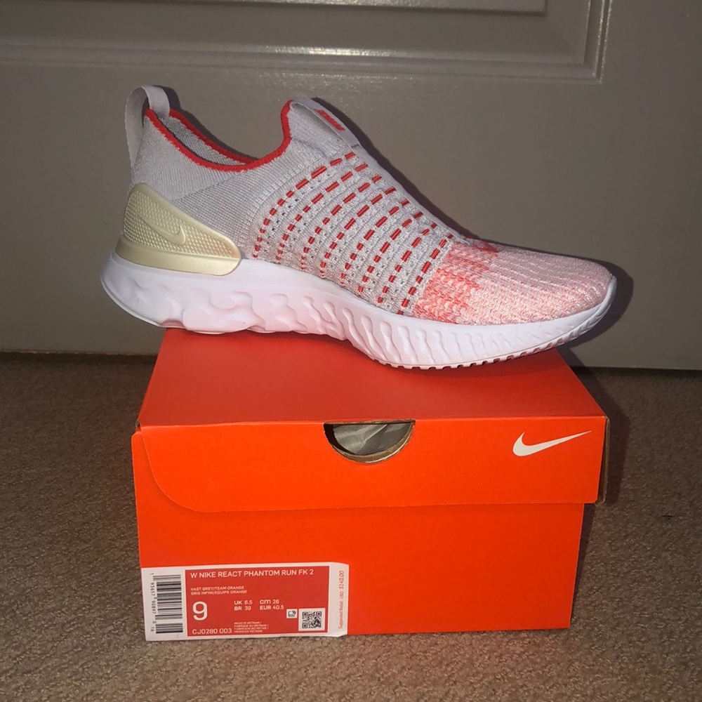 Nike react phantom 2